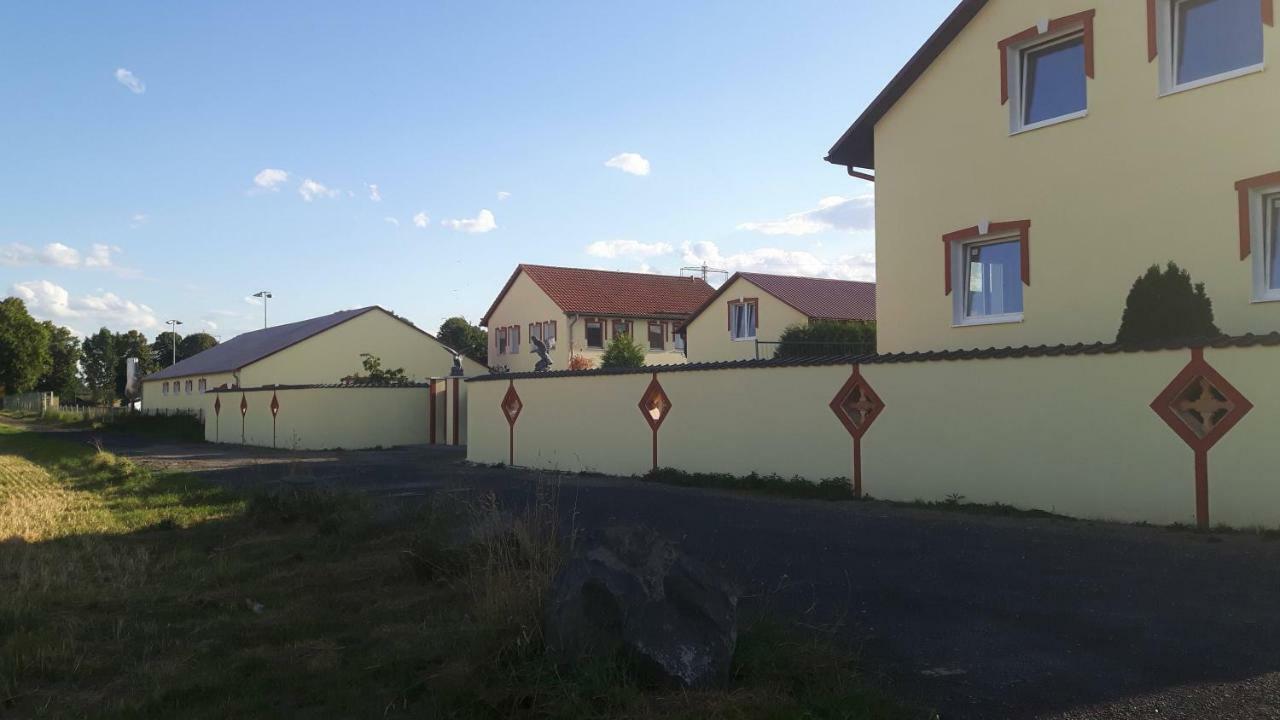Schiffer Homestay