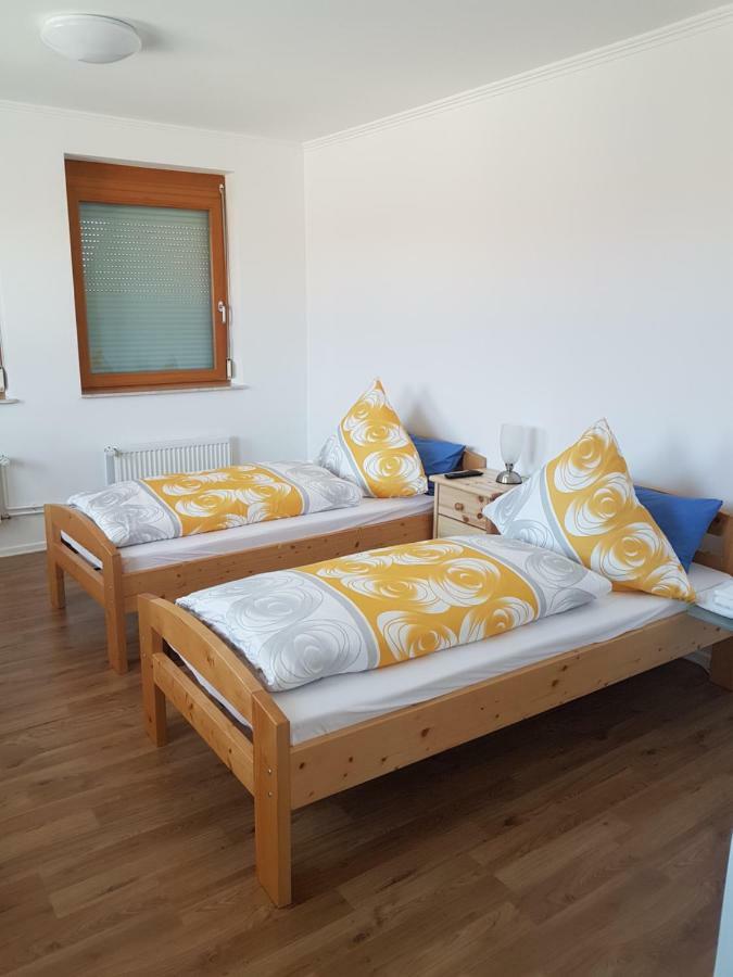 Schiffer Homestay *
